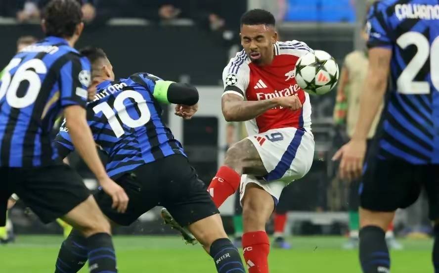 国米门将引援瞄准新目标！21岁法甲妖星入视野，蓝黑防线未来稳了？